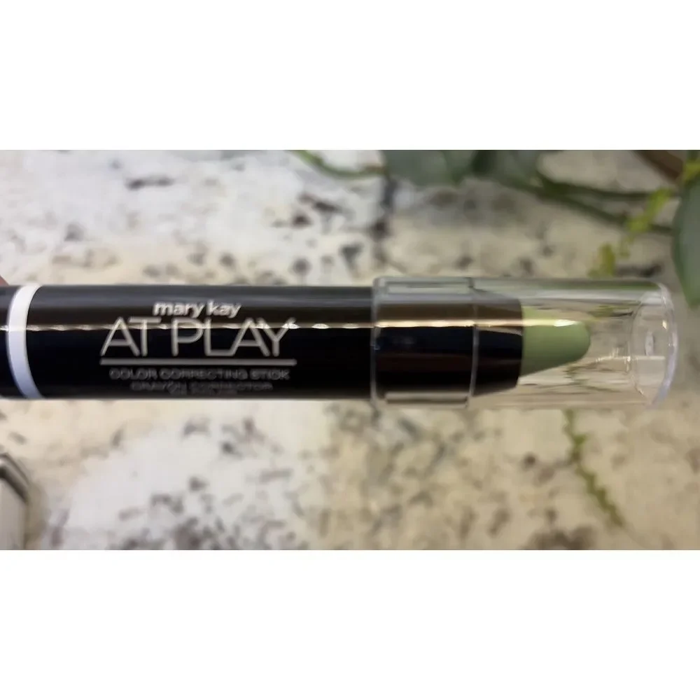 Mary Kay At Play Color Correcting Stick Wipe‎ Out Red NEW IN BOX - DISCONTINUED
